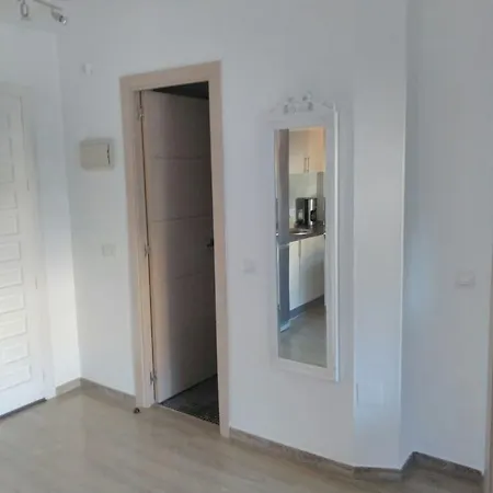 Benalbeach Yasmine Apartmán *